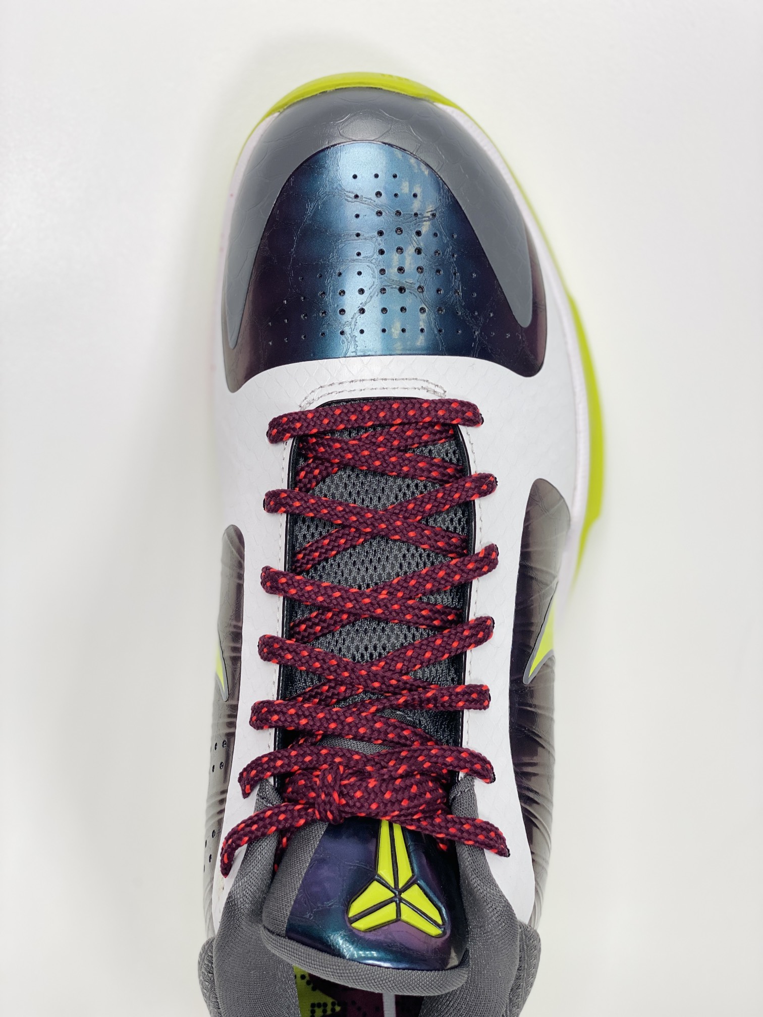 到货后不可临时取消退换 H12 KOBE5 Chaos 低筒 前掌气垫 球鞋 籃球鞋 實戰鞋  真碳板 男鞋 小丑 CD4991-100