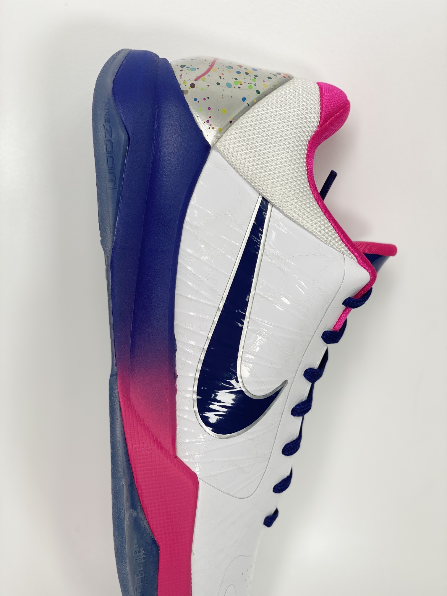 到货后不可临时取消退换 H12 KOBE5 Kay Yow 低筒 前掌气垫 球鞋 籃球鞋 實戰鞋  真碳板 男鞋 乳腺癌 CW2210-100