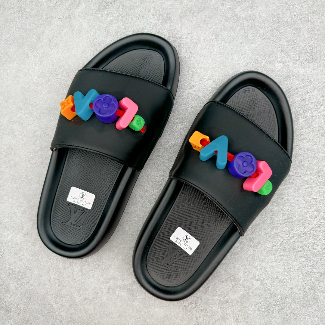  LV拖鞋 Louis Vuitton 路易威登  浮雕 压纹  户外 时尚凉拖 室内外 休闲鞋  六色
