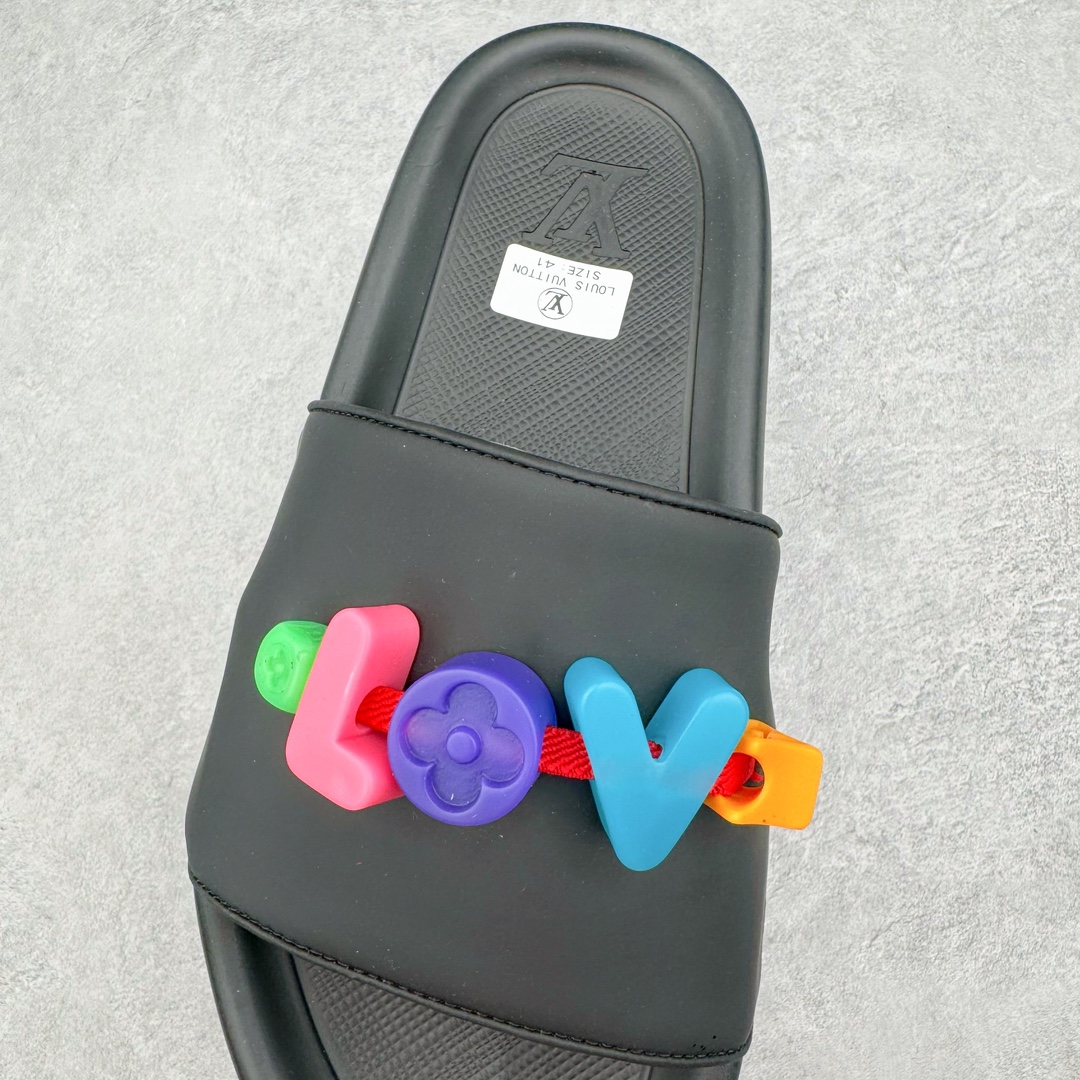  LV拖鞋 Louis Vuitton 路易威登  浮雕 压纹  户外 时尚凉拖 室内外 休闲鞋  六色