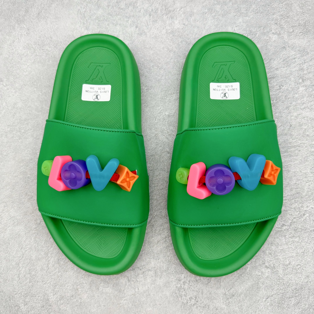  LV拖鞋 Louis Vuitton 路易威登  浮雕 压纹  户外 时尚凉拖 室内外 休闲鞋  六色