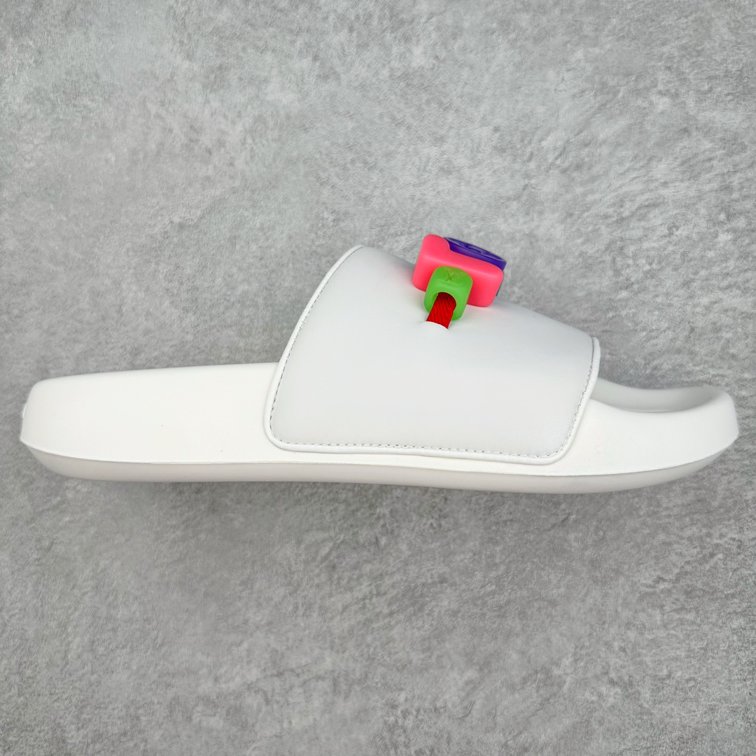  LV拖鞋 Louis Vuitton 路易威登  浮雕 压纹  户外 时尚凉拖 室内外 休闲鞋  六色