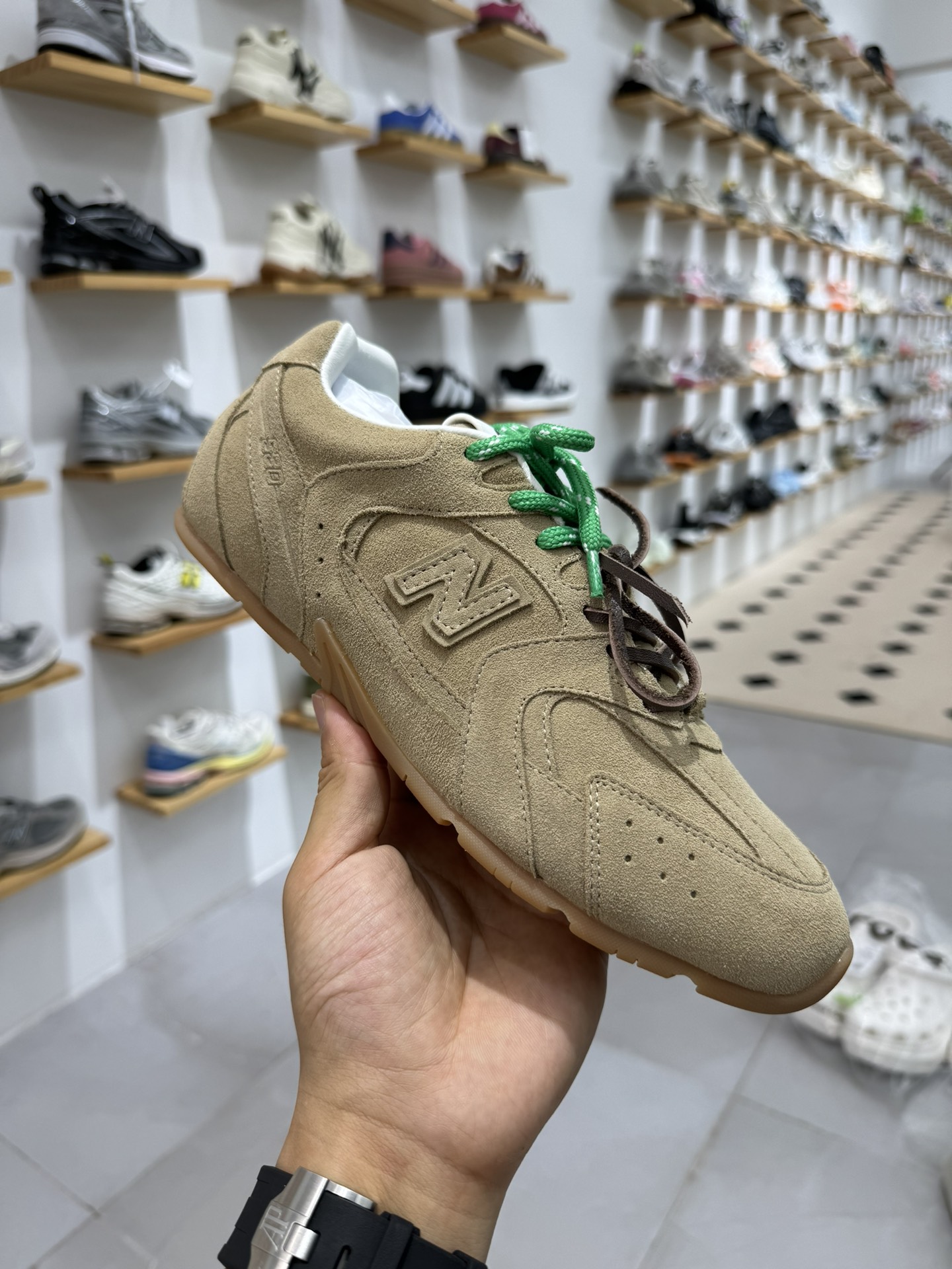  Miumiu x New Balance 缪缪 NB530 低筒 平底 复古跑鞋 休闲鞋 板鞋 运动鞋  男鞋 女鞋 波鞋 米棕色 5E165E_Z5O_F0379_F_D005