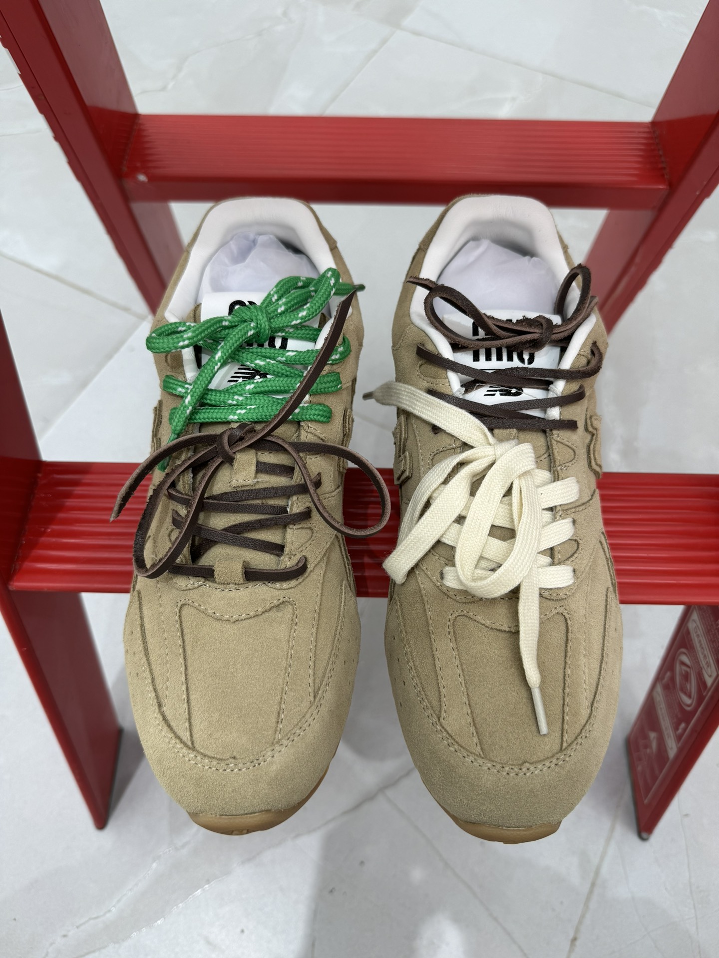  Miumiu x New Balance 缪缪 NB530 低筒 平底 复古跑鞋 休闲鞋 板鞋 运动鞋  男鞋 女鞋 波鞋 米棕色 5E165E_Z5O_F0379_F_D005