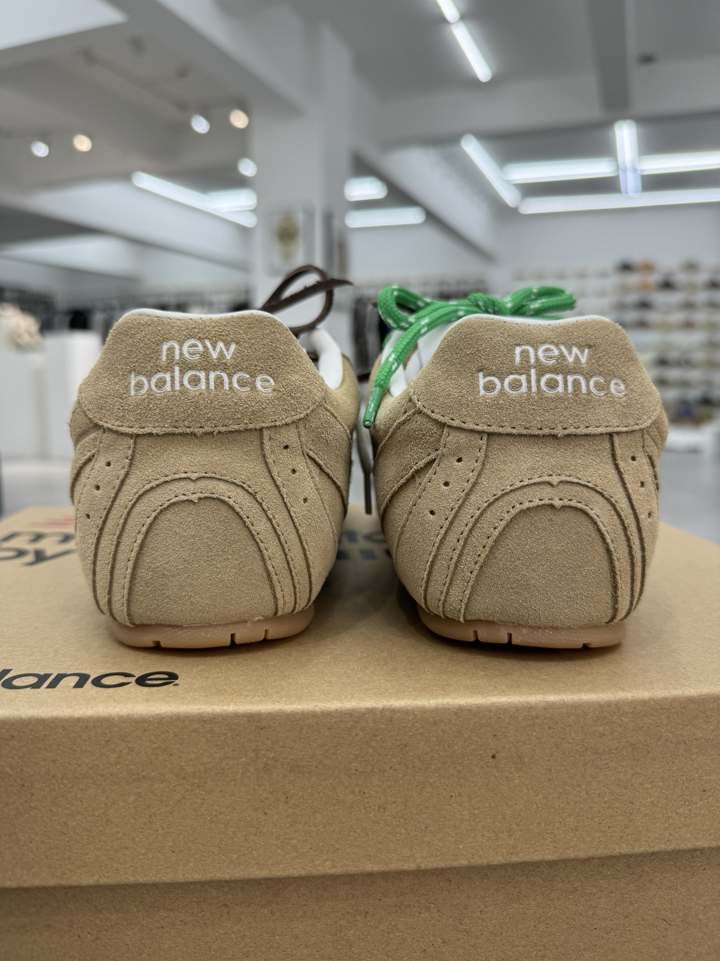  Miumiu x New Balance 缪缪 NB530 低筒 平底 复古跑鞋 休闲鞋 板鞋 运动鞋  男鞋 女鞋 波鞋 米棕色 5E165E_Z5O_F0379_F_D005