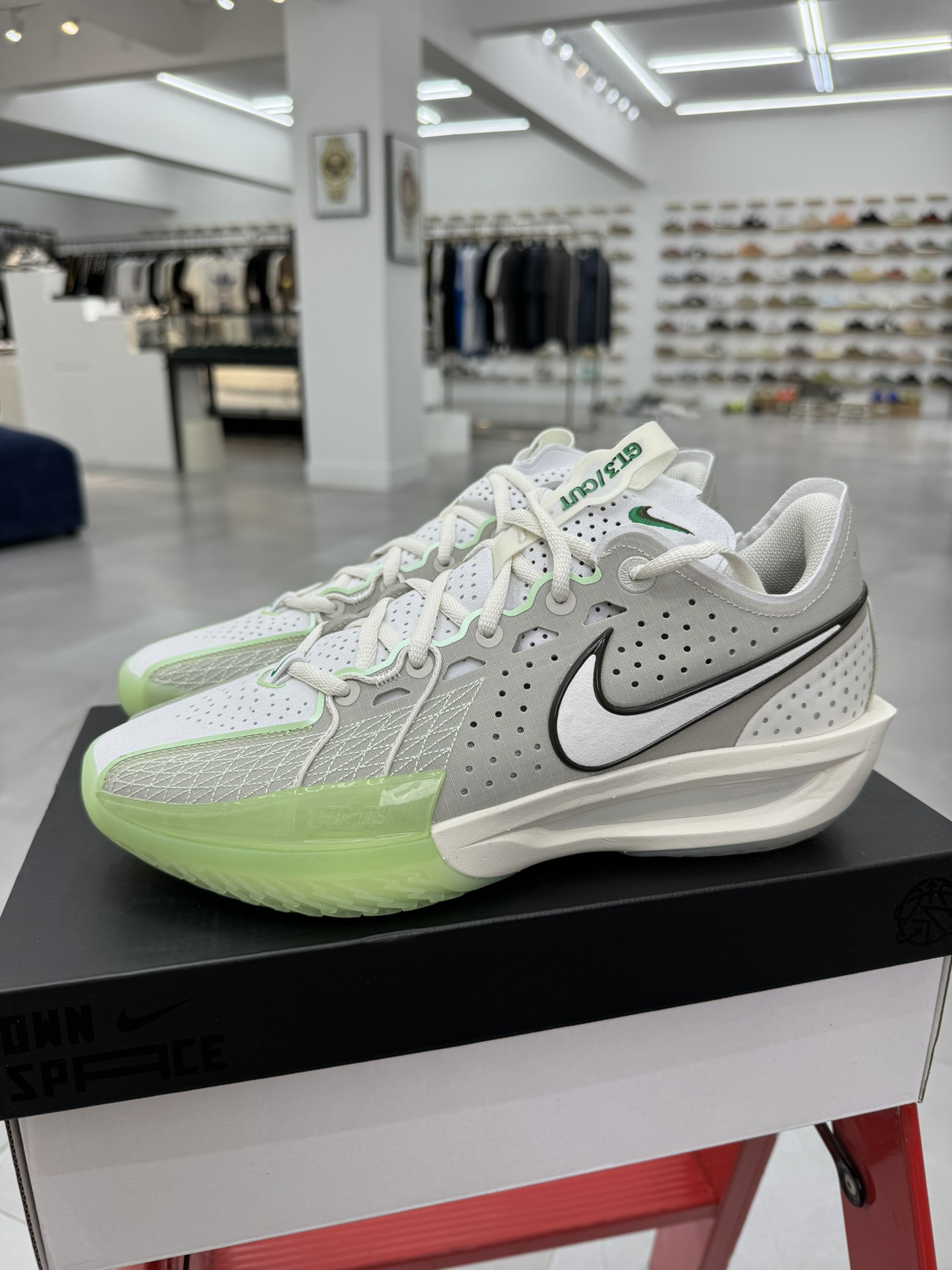 超临界版本 ZOOM GT Cut 3  中筒  篮球鞋 球鞋 实战鞋 全掌气垫 后卫精英 TPU抗扭 男鞋 波鞋  灰绿 DV2918-003