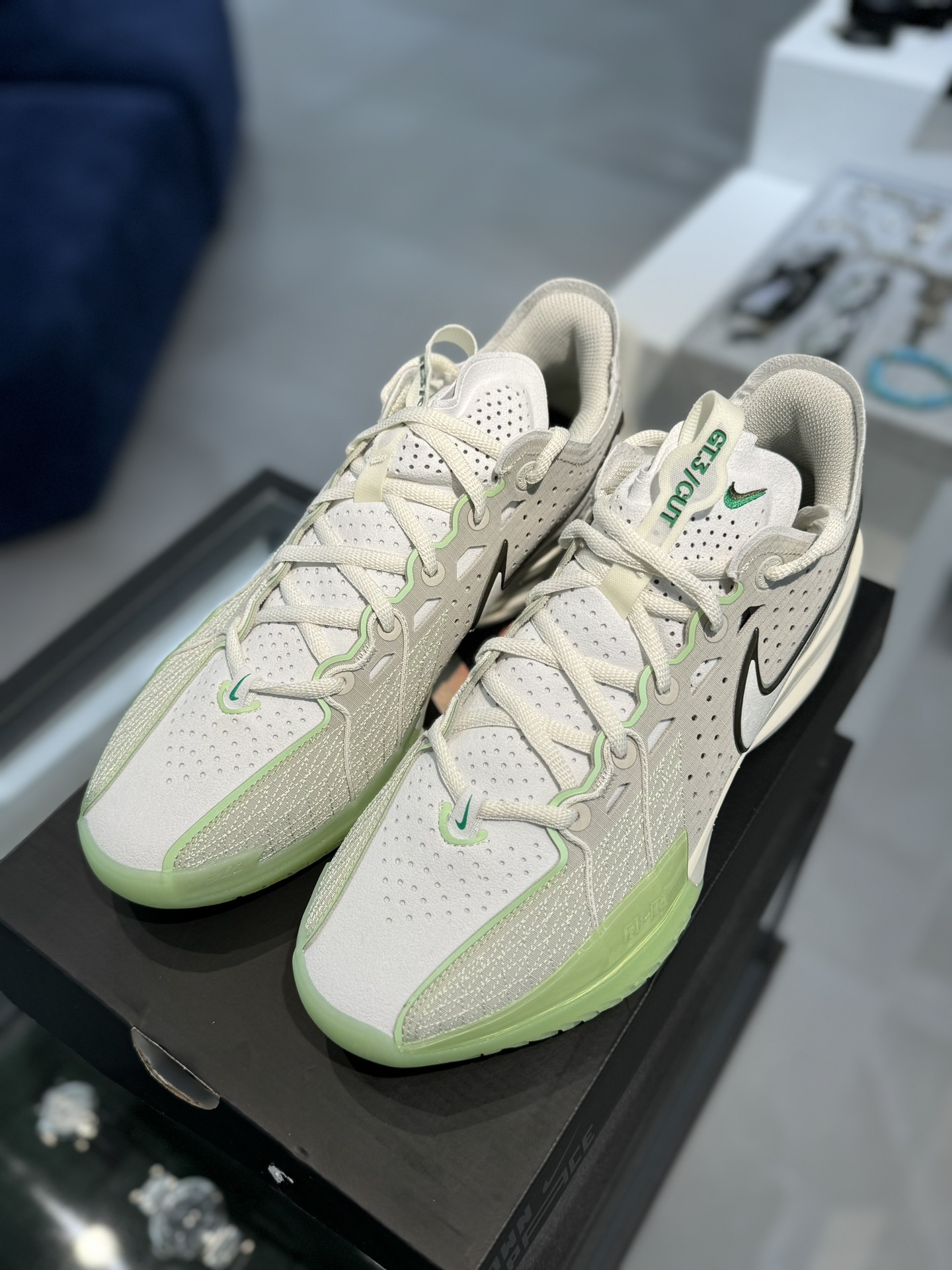 超临界版本 ZOOM GT Cut 3  中筒  篮球鞋 球鞋 实战鞋 全掌气垫 后卫精英 TPU抗扭 男鞋 波鞋  灰绿 DV2918-003