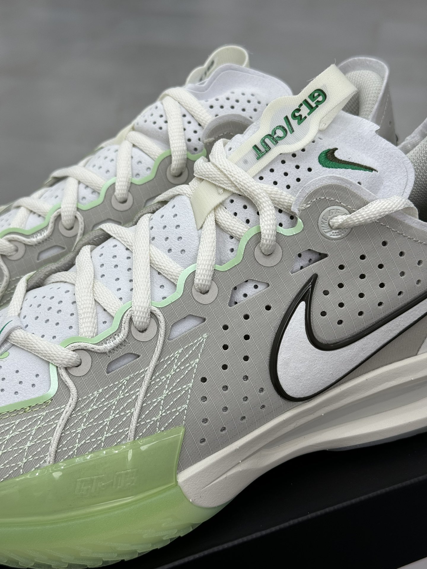 超临界版本 ZOOM GT Cut 3  中筒  篮球鞋 球鞋 实战鞋 全掌气垫 后卫精英 TPU抗扭 男鞋 波鞋  灰绿 DV2918-003