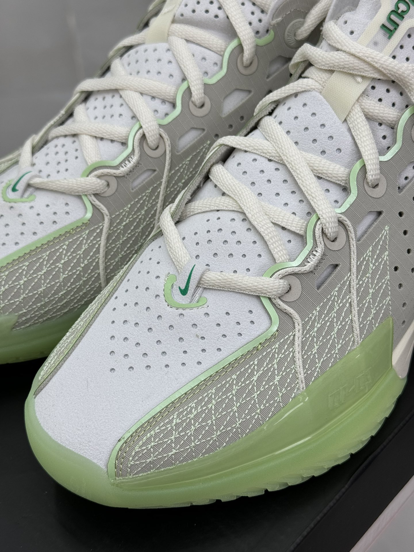 超临界版本 ZOOM GT Cut 3  中筒  篮球鞋 球鞋 实战鞋 全掌气垫 后卫精英 TPU抗扭 男鞋 波鞋  灰绿 DV2918-003