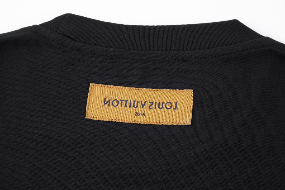 LOUIS VUITTON 路易威登 菲董水钻字母logo 圆领 短袖 T恤 上衣 夏款 黑色 