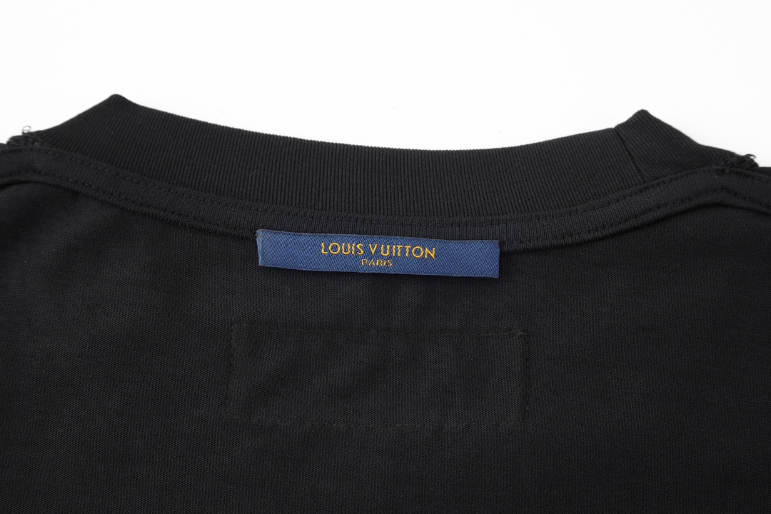 LOUIS VUITTON 路易威登 菲董水钻字母logo 圆领 短袖 T恤 上衣 夏款 黑色 