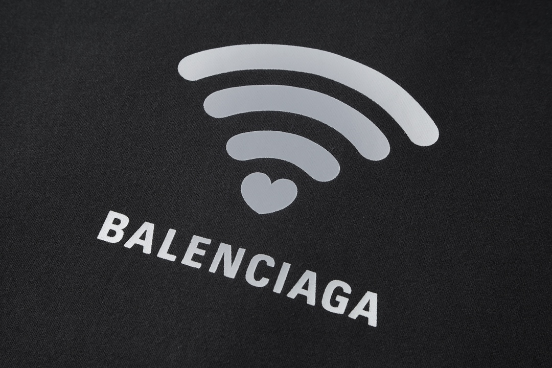 Balenciaga 巴黎世家 爱心WiFi字母logo印花短袖 T 恤 圆领 夏季 黑色 764235TQVK21576