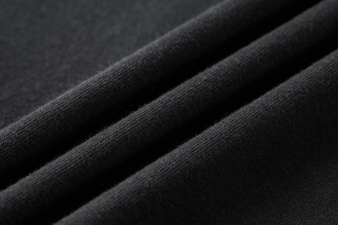 Balenciaga 巴黎世家 爱心WiFi字母logo印花短袖 T 恤 圆领 夏季 黑色 764235TQVK21576