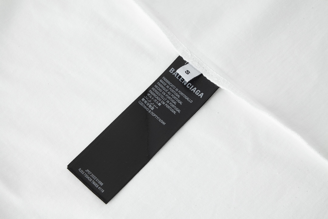 Balenciaga 巴黎世家 爱心WiFi字母logo印花短袖 T 恤 圆领 夏季 白色  764235TQVK23307