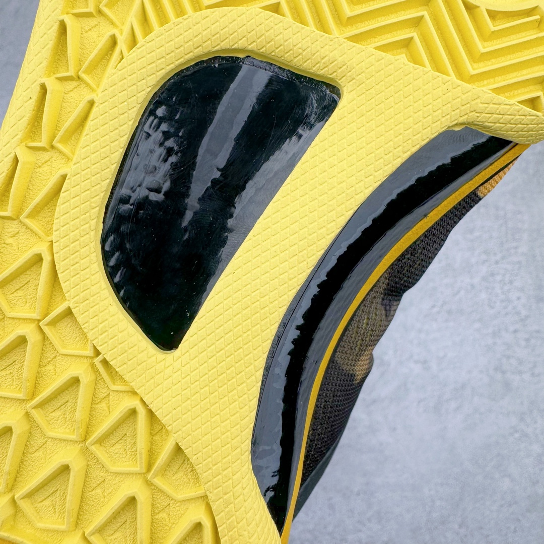 s2外贸 Kobe8   科比8 低筒 React鞋墊 籃球鞋 實戰鞋 球鞋 男鞋 波鞋 数字 广告色 555286-077