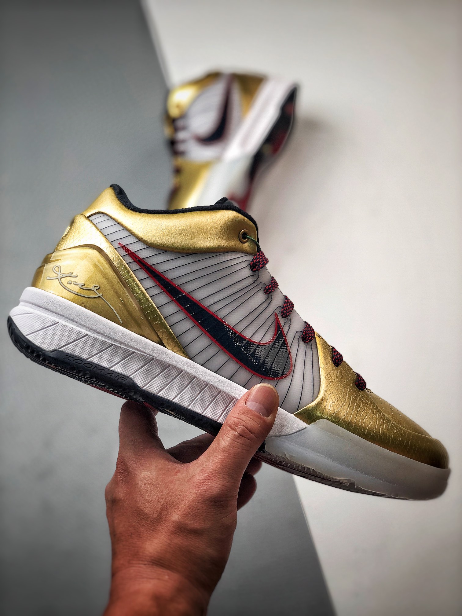  S2外贸 Zoom Kobe4 Protro Gold Mdeal 科比 4  低筒  前掌泡棉 後掌氣墊 篮球鞋 实战鞋 球鞋 男鞋  波鞋  白金 FQ3544-100