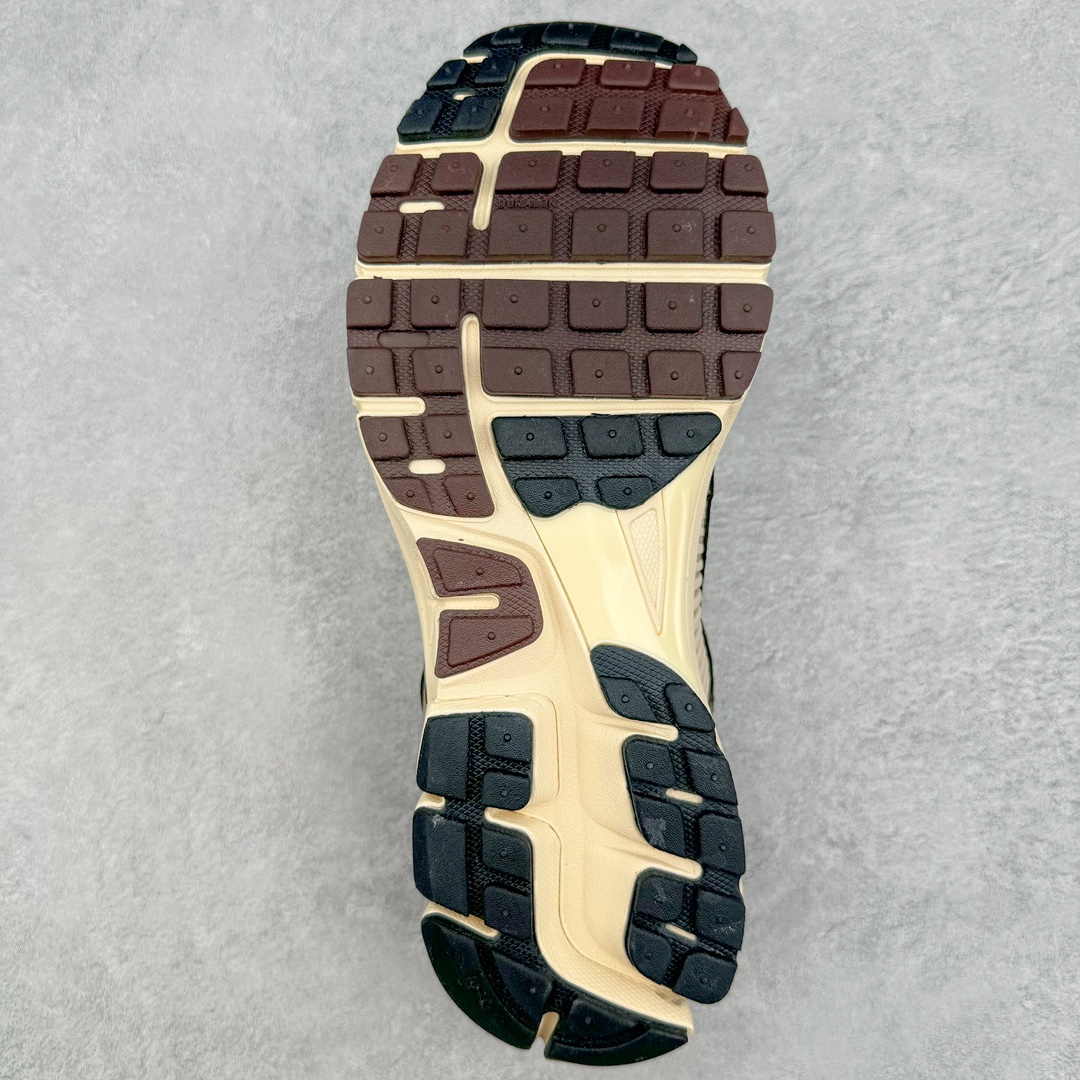  新版 Nike Air Zoom Vomero 5  前后气垫 低筒 防滑舒适 跑步鞋 运动鞋 男鞋 女鞋 波鞋 棕色 FZ5051-121