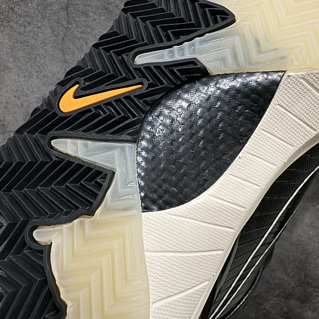 新版 OG Undefeated KOBE4  Protro  科比 4  黑色 低筒 篮球鞋 实战鞋 球鞋 男鞋  波鞋 漆皮黑 CQ3869-001