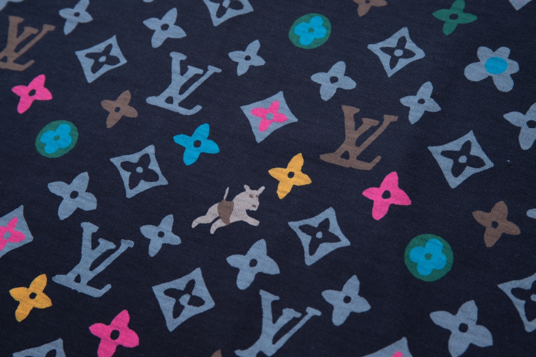  LOUIS VUITTON TYLER 小狗满印LOGO  路易威登 LV  短袖 圆领 T 恤 上衣 夏款  蓝色