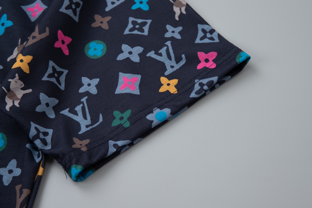  LOUIS VUITTON TYLER 小狗满印LOGO  路易威登 LV  短袖 圆领 T 恤 上衣 夏款  蓝色