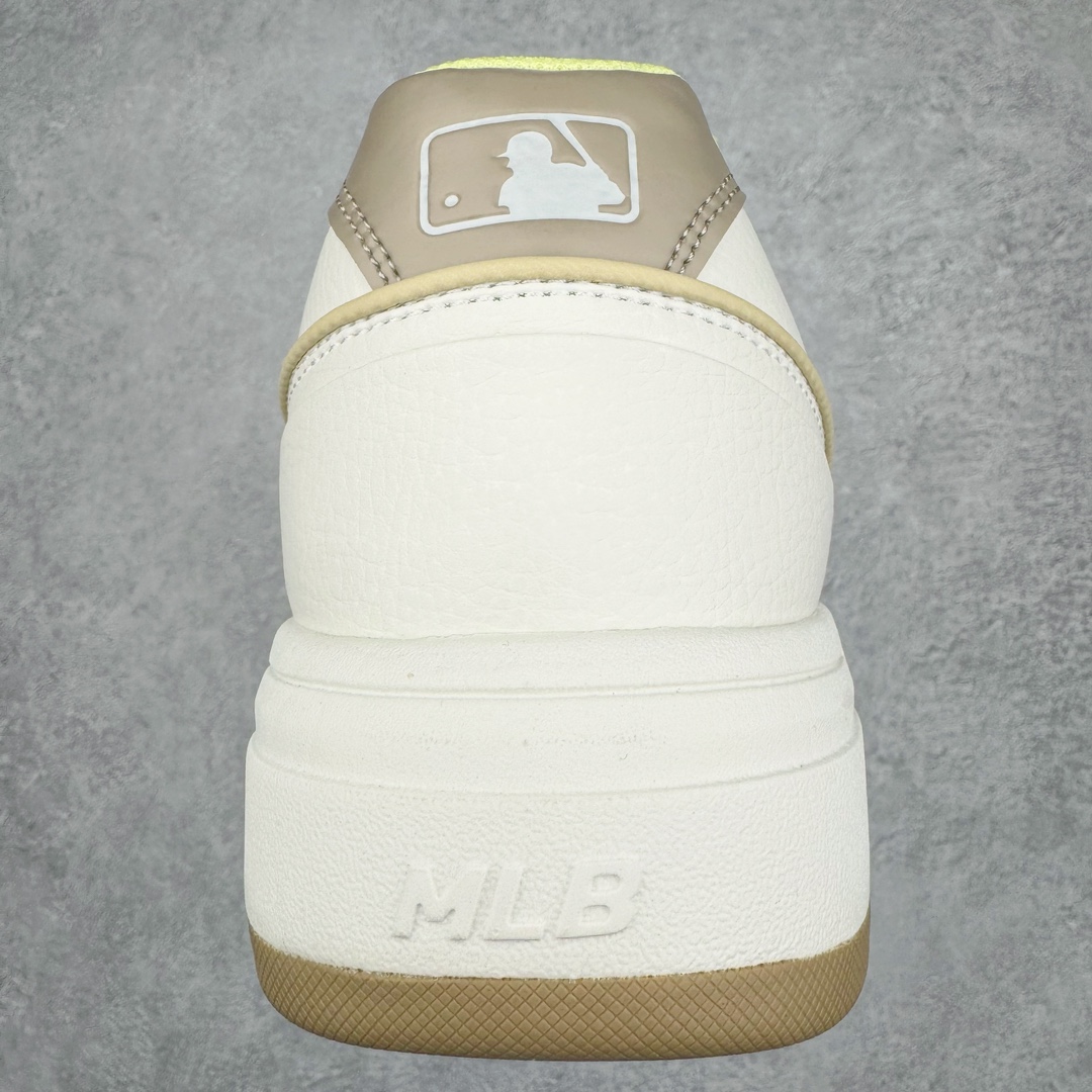  MLB 纽约洋基队  低筒 厚底 老爹鞋 防滑减震耐磨 板鞋 休闲鞋 男鞋 女鞋 波鞋 白黄  3ASXCA12N-50BGS