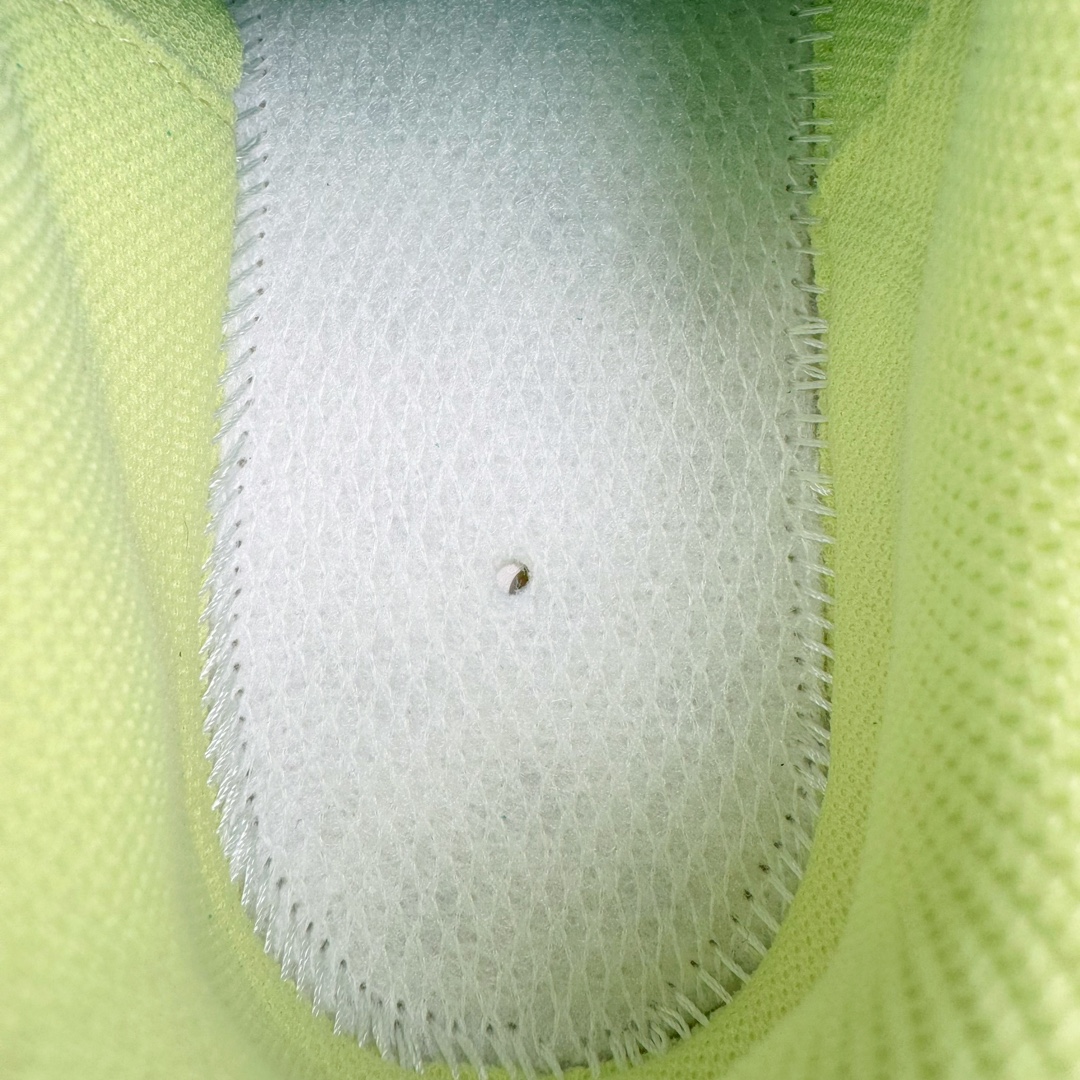  MLB 纽约洋基队  低筒 厚底 老爹鞋 防滑减震耐磨 板鞋 休闲鞋 男鞋 女鞋 波鞋 白黄  3ASXCA12N-50BGS