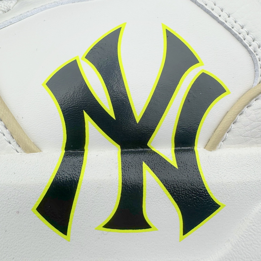  MLB 纽约洋基队  低筒 厚底 老爹鞋 防滑减震耐磨 板鞋 休闲鞋 男鞋 女鞋 波鞋 白黄  3ASXCA12N-50BGS