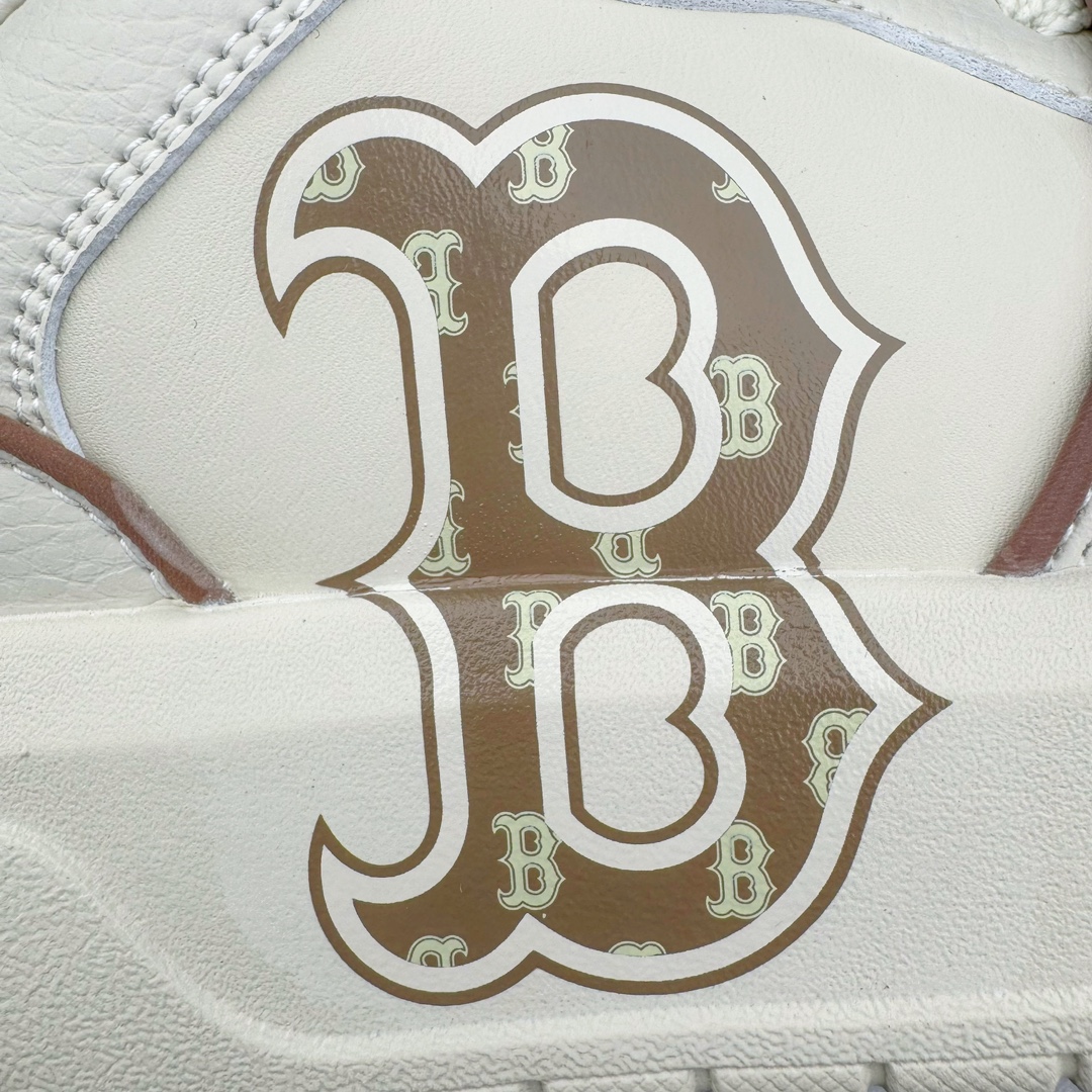  MLB 纽约洋基队  低筒 厚底 老爹鞋 防滑减震耐磨 板鞋 休闲鞋 男鞋 女鞋 波鞋 棕色 3ASXCLR3N-43BRS