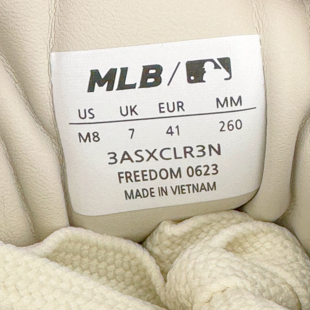  MLB 纽约洋基队  低筒 厚底 老爹鞋 防滑减震耐磨 板鞋 休闲鞋 男鞋 女鞋 波鞋 棕色 3ASXCLR3N-43BRS