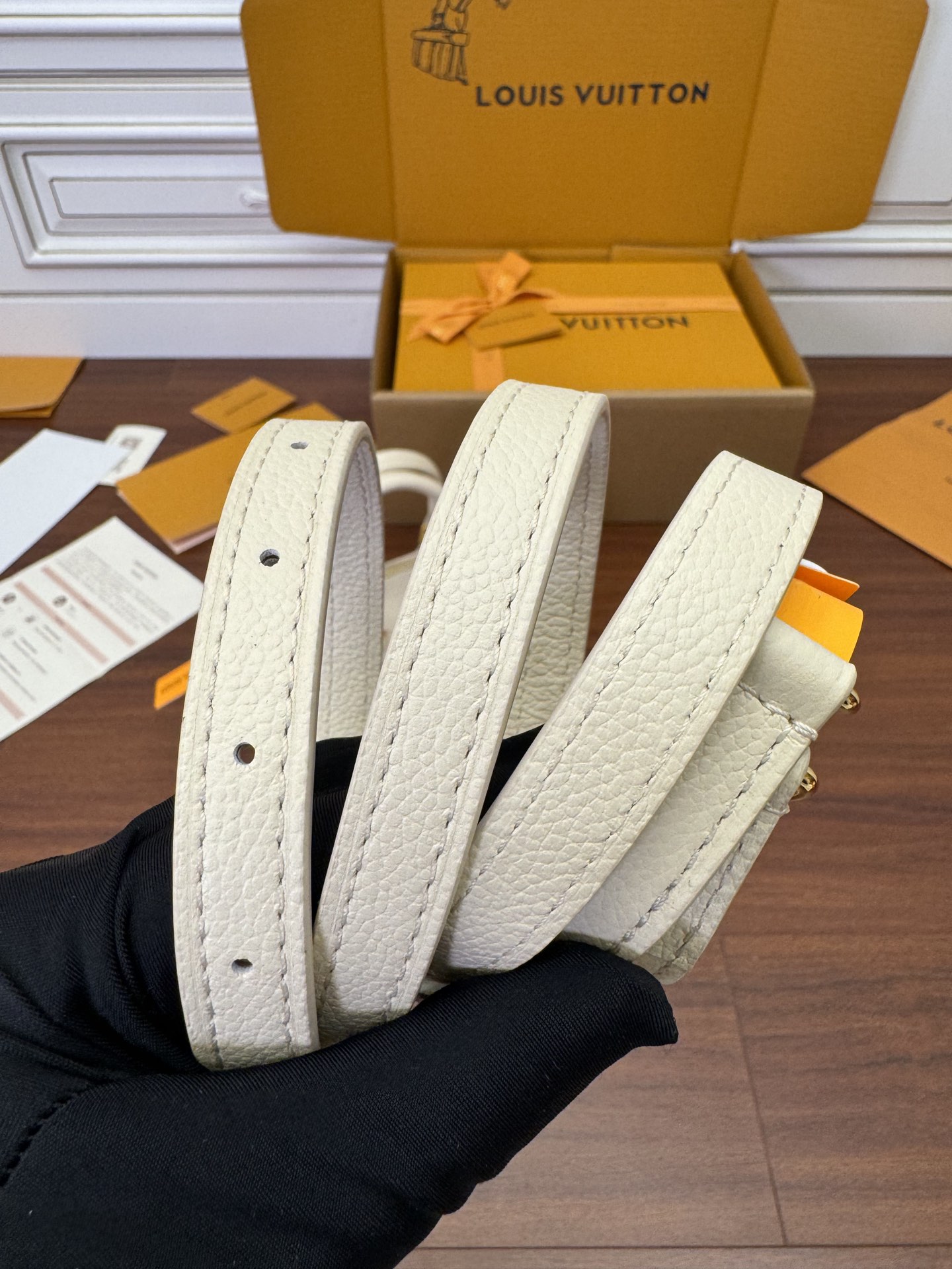 特级  LOUIS VUITTON 路易威登 Speedy Nano可拆卸 可调节  压花图案 牛皮革 斜挎包 单肩包 手提包 超迷你 粉色 M81913