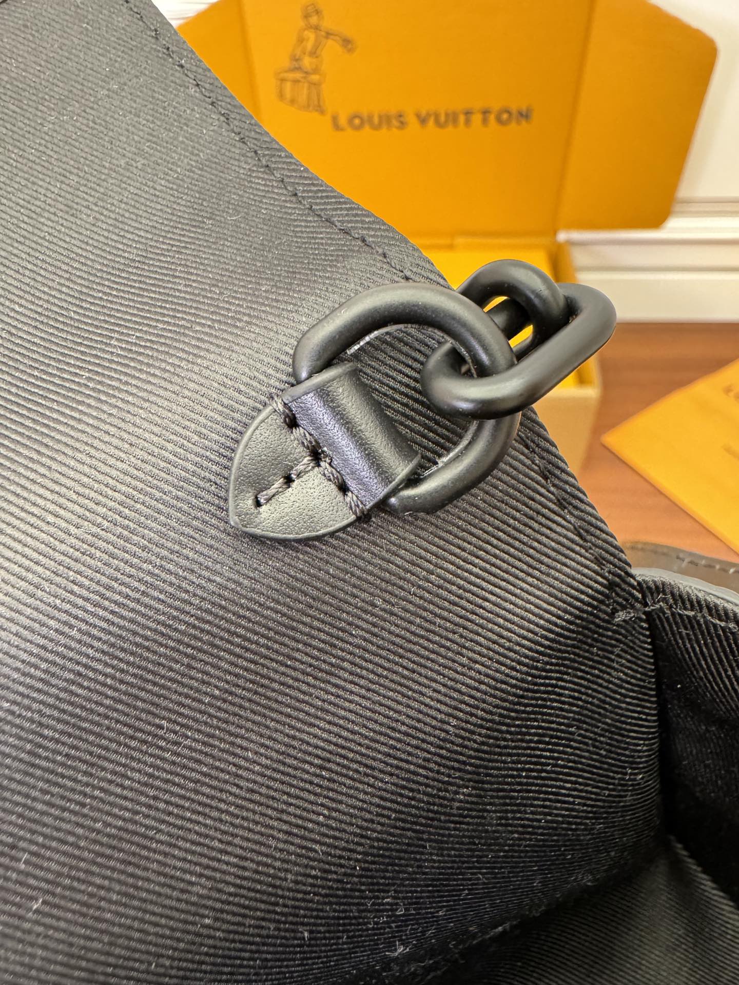 特级  LOUIS VUITTON 路易威登 Steamer老花 锁扣 压纹  牛皮革 斜挎包 单肩包 手提包 迷你 黑色 M81746