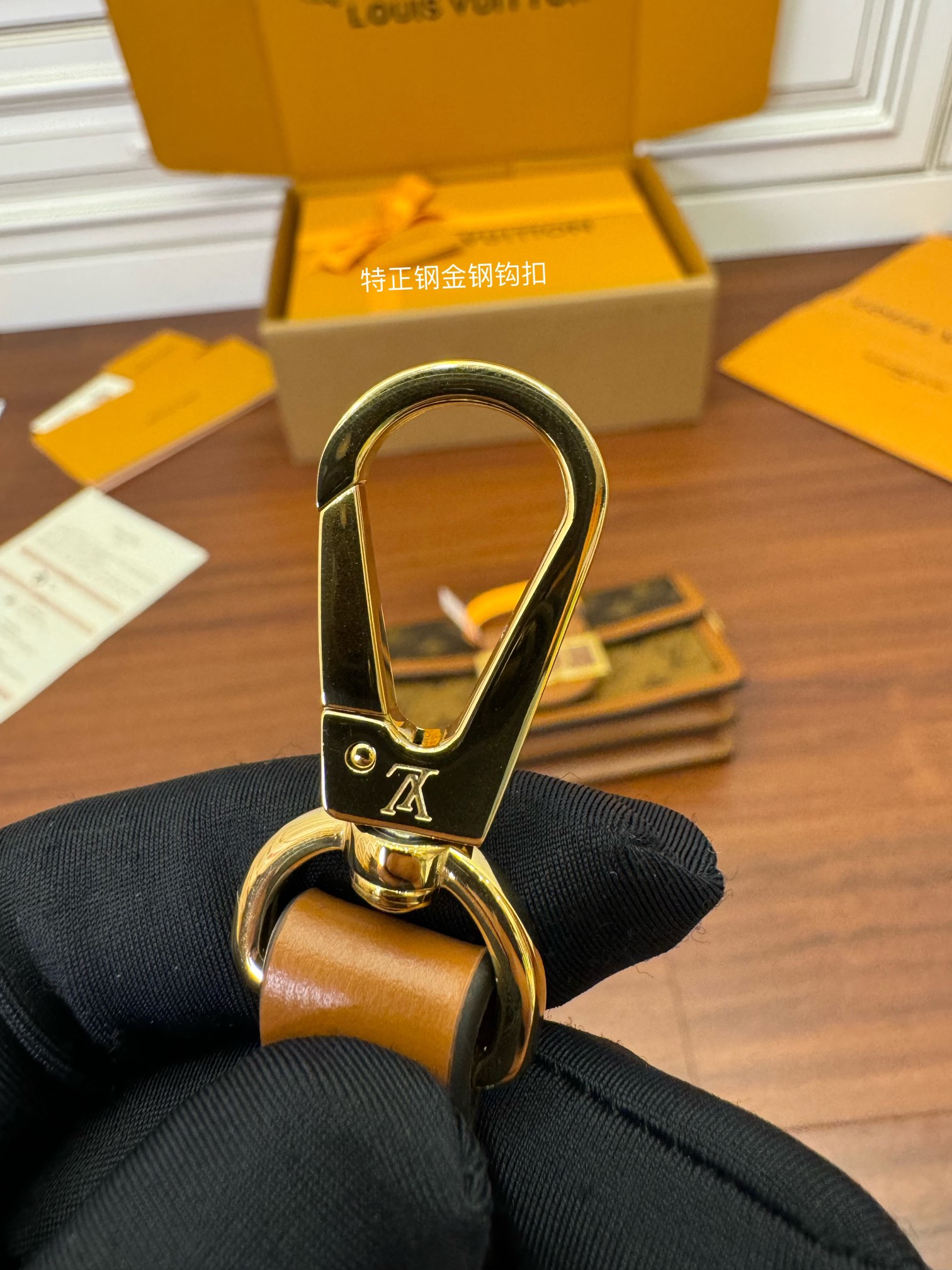  特级  LOUIS VUITTON 路易威登 Dauphine EAST WEST   牛皮革 斜挎包 单肩包 手提包 棕色 M46757