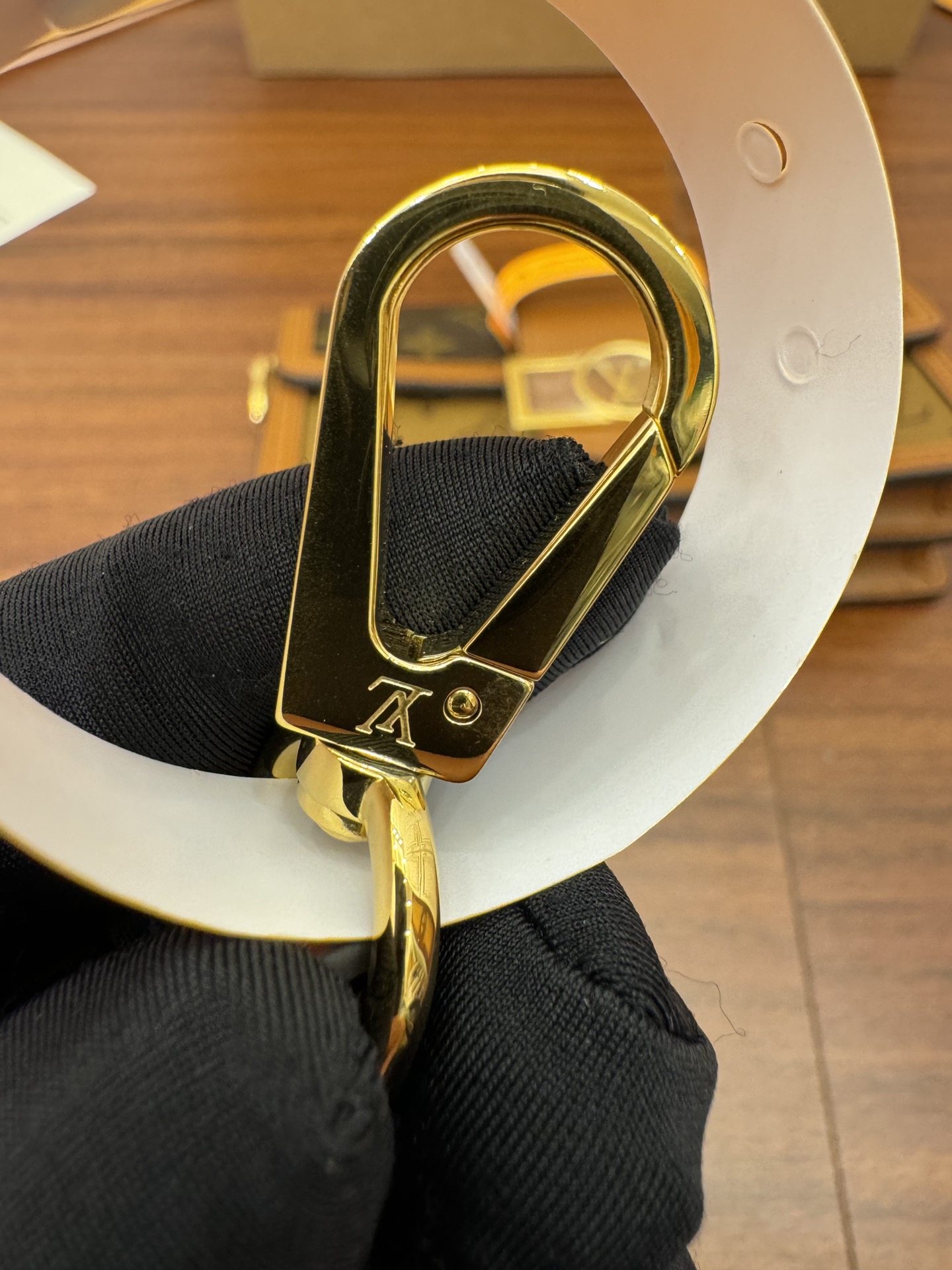  特级  LOUIS VUITTON 路易威登 Dauphine EAST WEST   牛皮革 斜挎包 单肩包 手提包 棕色 M46757