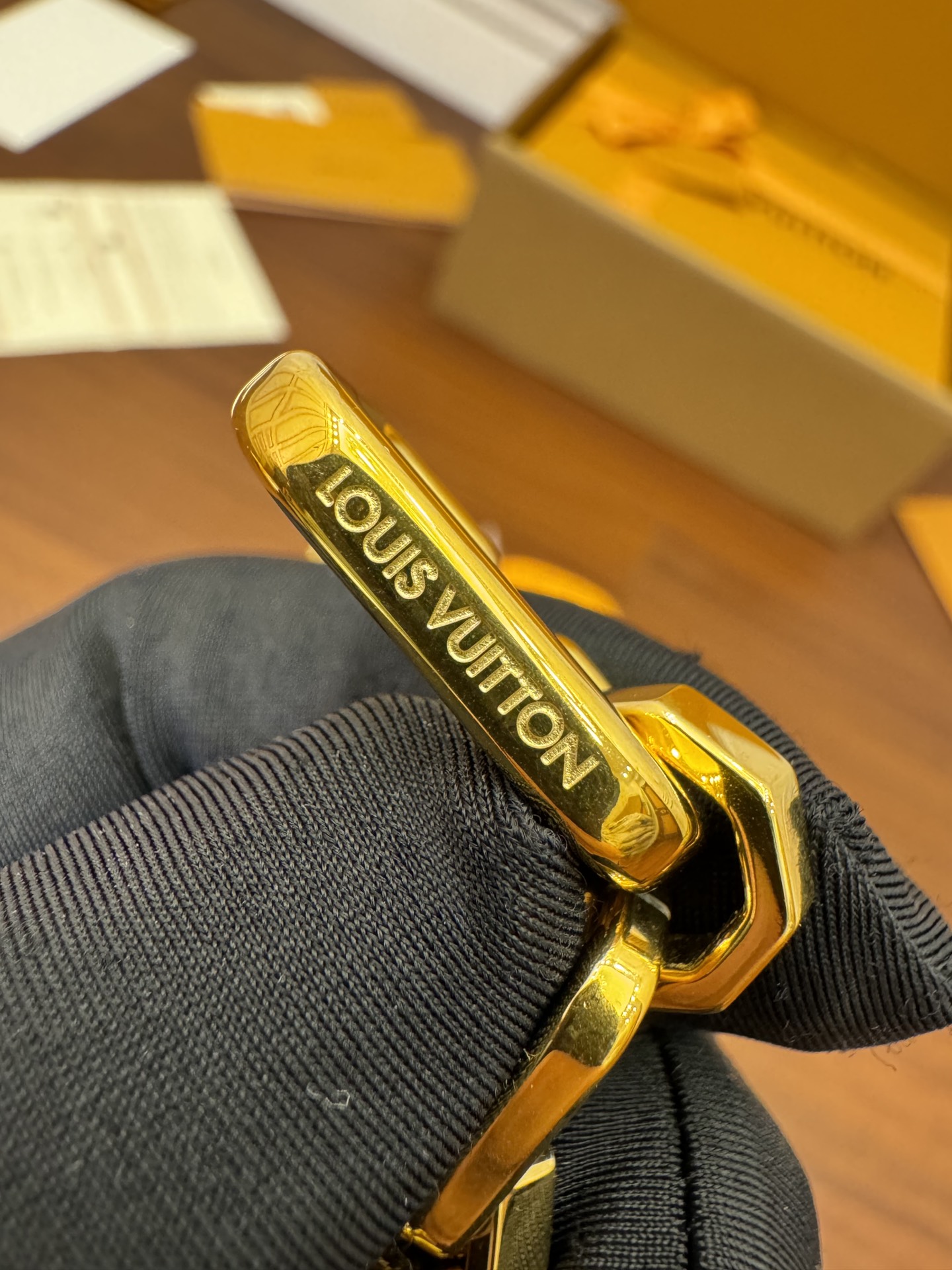  特级  LOUIS VUITTON 路易威登 Dauphine EAST WEST   牛皮革 斜挎包 单肩包 手提包 棕色 M46757