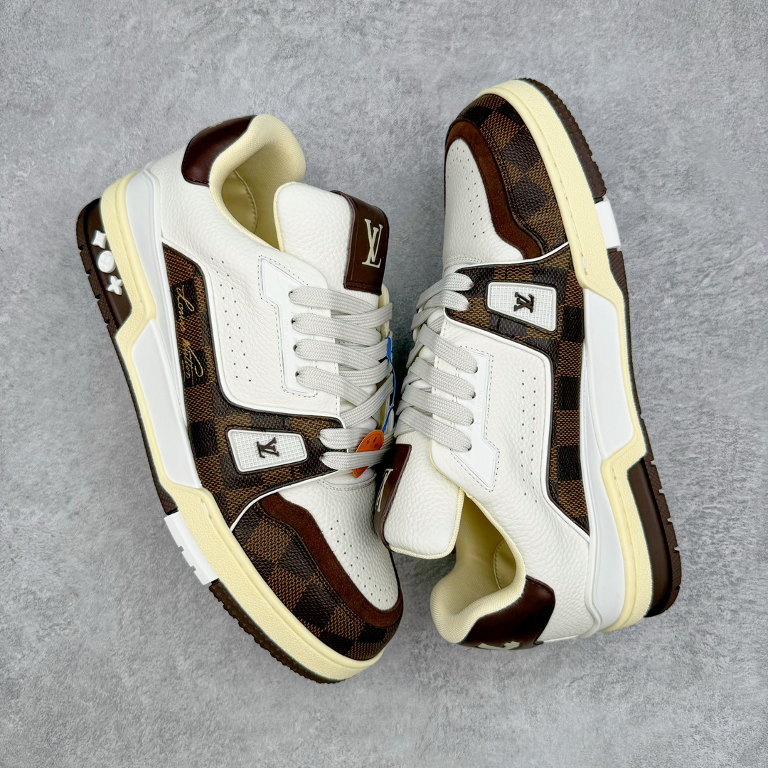  Louis Vuitton 路易威登 Trainer  LV 低筒 休闲鞋 板鞋 运动鞋 男鞋 女鞋 白棕黑 格子 1ACWUE