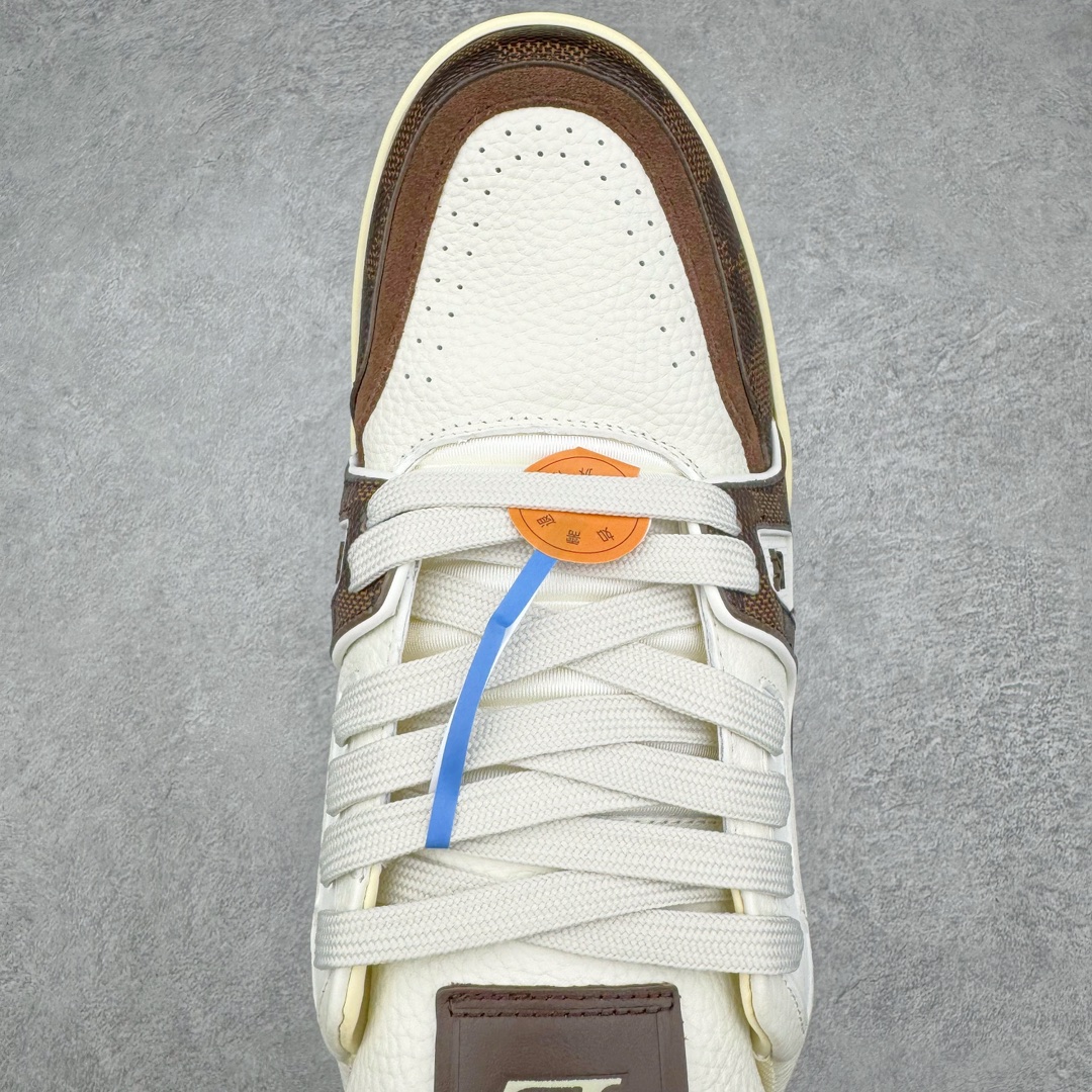  Louis Vuitton 路易威登 Trainer  LV 低筒 休闲鞋 板鞋 运动鞋 男鞋 女鞋 白棕黑 格子 1ACWUE