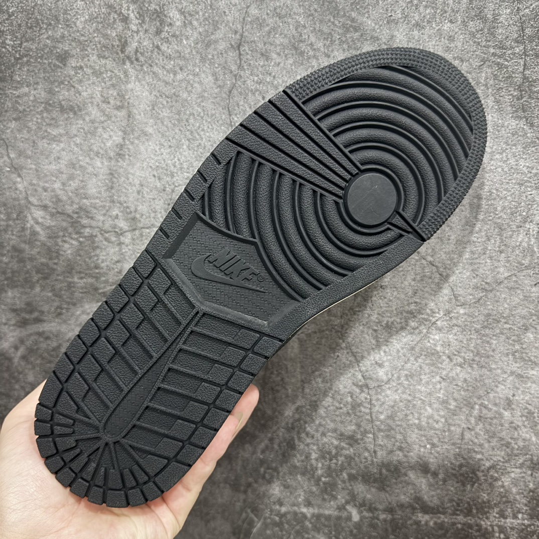  Air Jordan 1 Low OG AJ1   低筒 织物 皮革 板鞋 休闲鞋 男鞋 女鞋 波鞋  摩卡 CZ0790-102