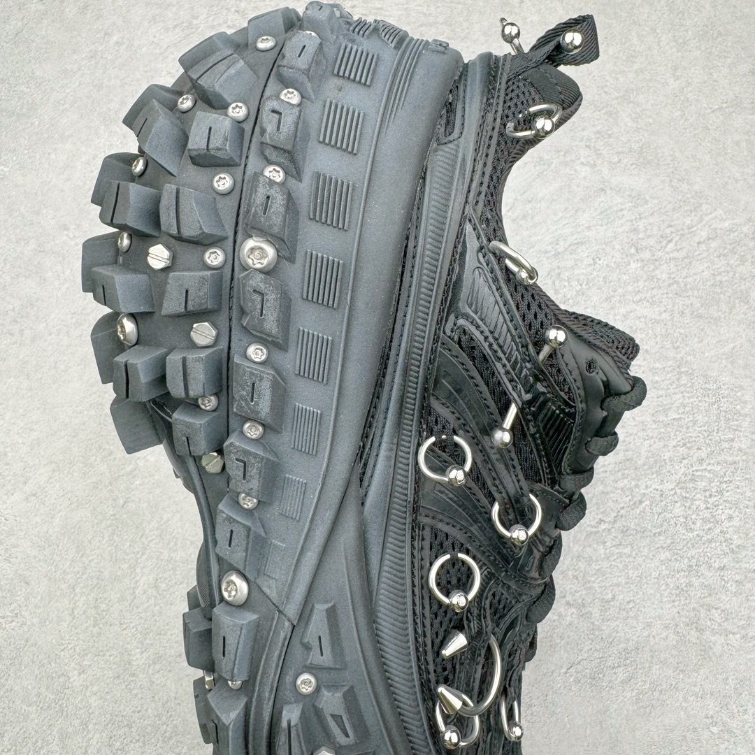  Balenciaga 巴黎世家 Defender 时尚 复古做旧 轮胎鞋 老爹鞋 波鞋 男鞋 女鞋 鞋面穿环 黑色 685613W2RAG1081