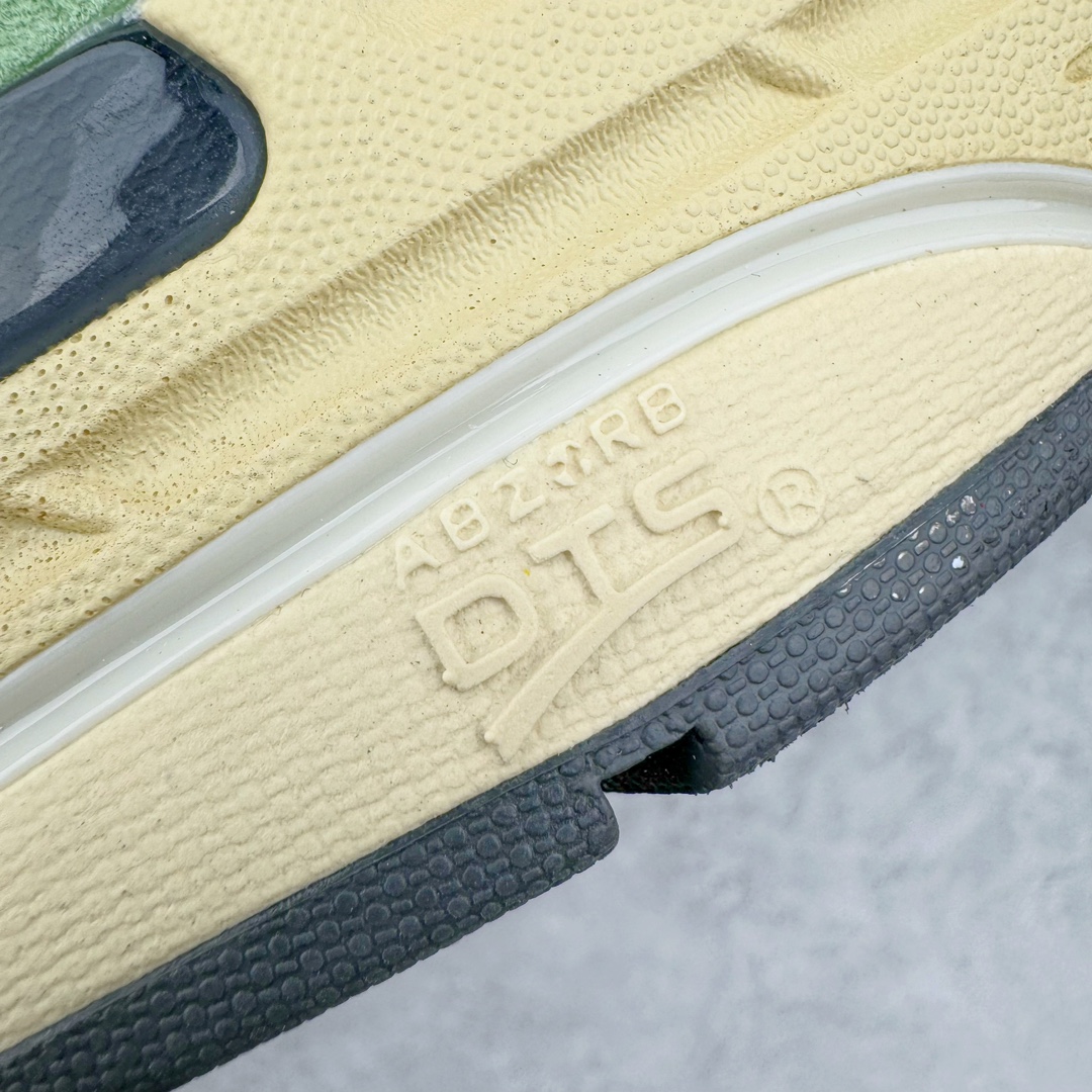 新版 New Balance NB993  低筒 潮流百搭 复古跑鞋 休闲鞋 运动鞋 男鞋  波鞋 绿色 U993GW