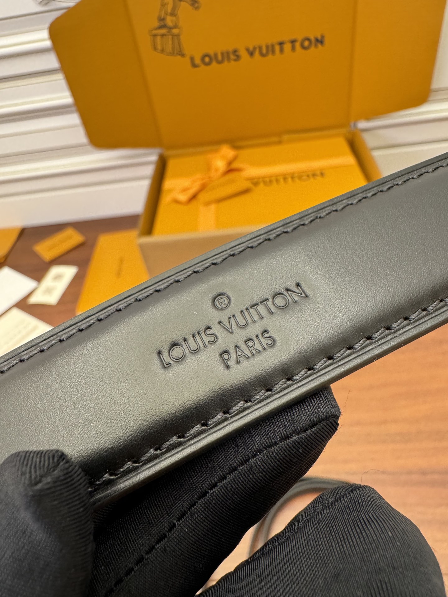 特级  LOUIS VUITTON 路易威登 Trunk 可拆卸肩带 可调节   翻盖  牛皮革 斜挎包 单肩包 双肩包 手提包 盒子包 黑色拼棕色 M47139