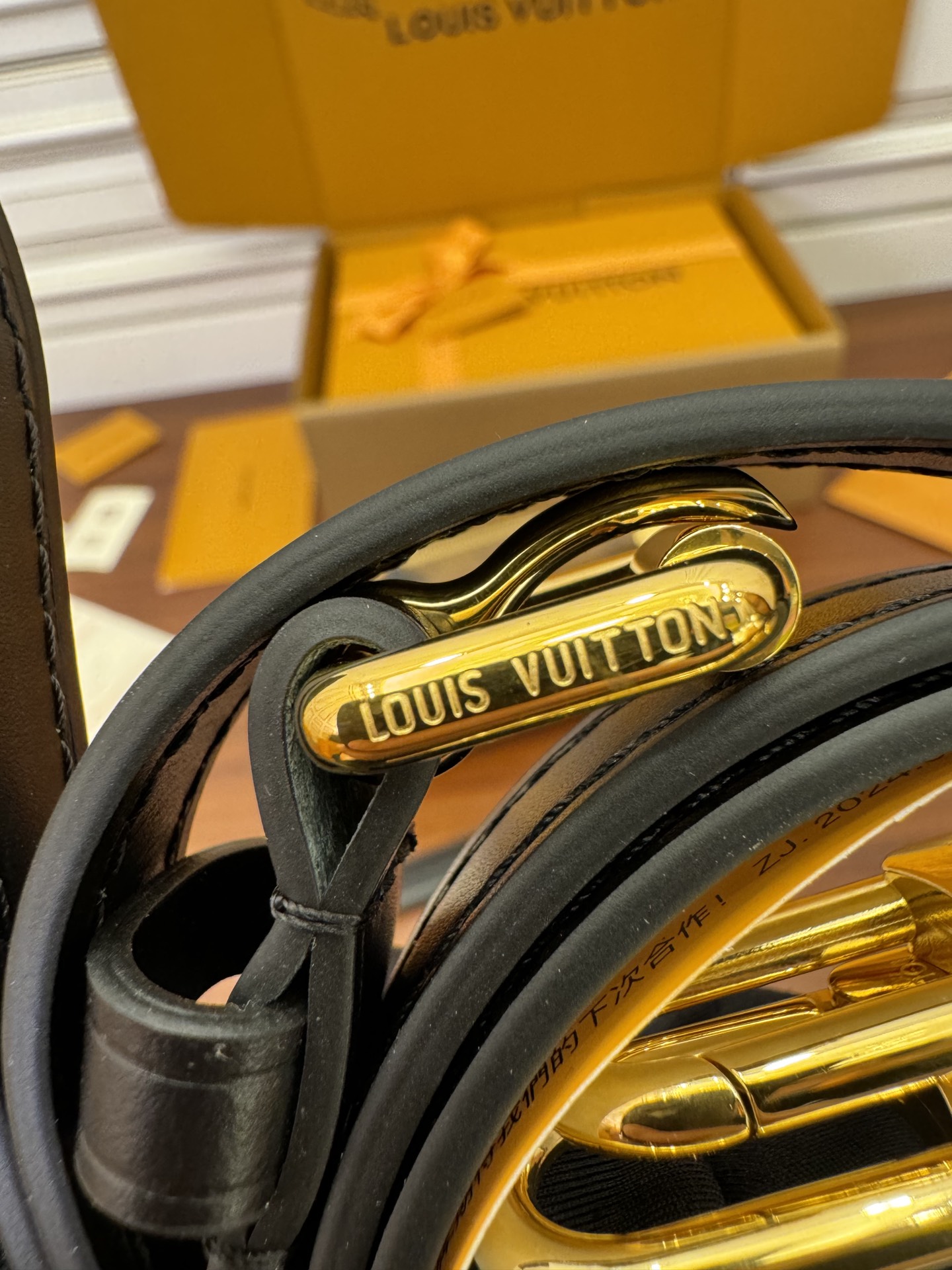 特级  LOUIS VUITTON 路易威登 Trunk 可拆卸肩带 可调节   翻盖  牛皮革 斜挎包 单肩包 双肩包 手提包 盒子包 黑色拼棕色 M47139