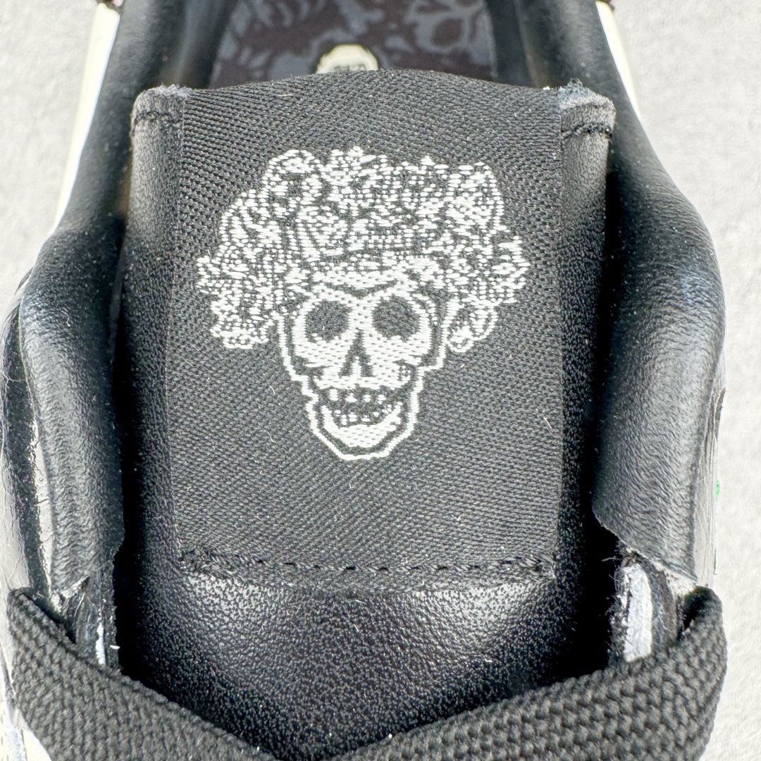   adidas originals Samba OG 桑巴 平底鞋 低筒 复古板鞋 休闲鞋 男鞋 女鞋 波鞋 万圣节白黑 JI3931