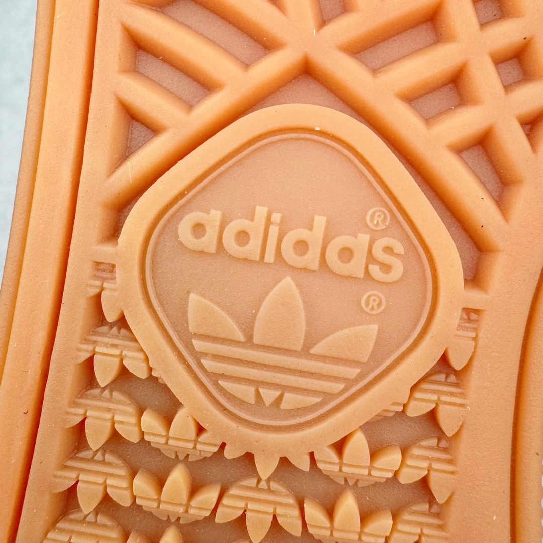  adidas originals Handball SPZL  桑巴 平底鞋 低筒 复古板鞋 休闲鞋 男鞋 女鞋 波鞋粉黑 IF6561