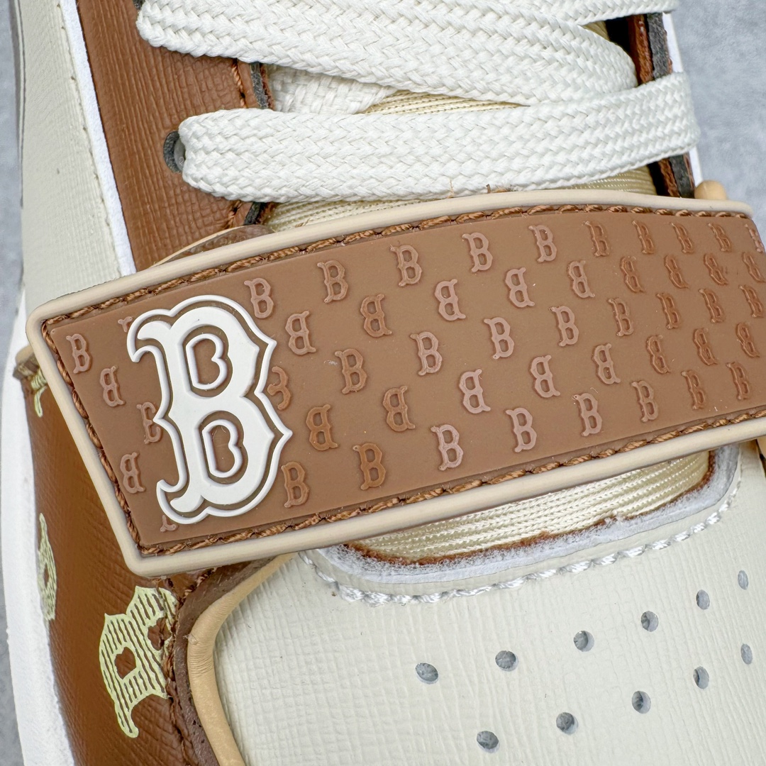  MLB Chunky Liner 纽约洋基队  低筒 厚底 老爹鞋 防滑减震耐磨 板鞋 休闲鞋 男鞋 女鞋 波鞋 深棕色 3ASXCLP3N-43BRD