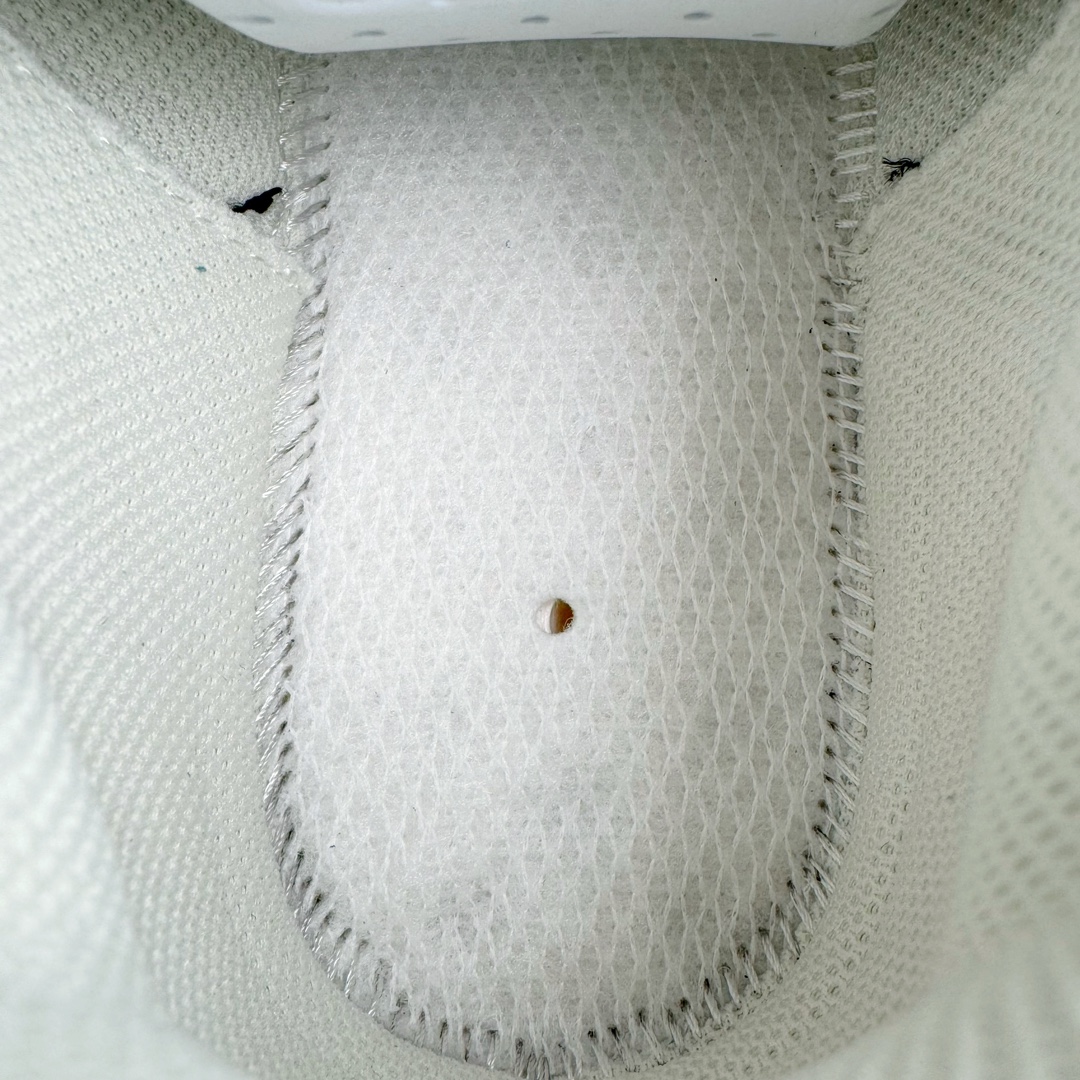  MLB Chunky Liner 纽约洋基队  低筒 厚底 老爹鞋 防滑减震耐磨 板鞋 休闲鞋 男鞋 女鞋 波鞋 米黑 3ASXLM13N-50BKS