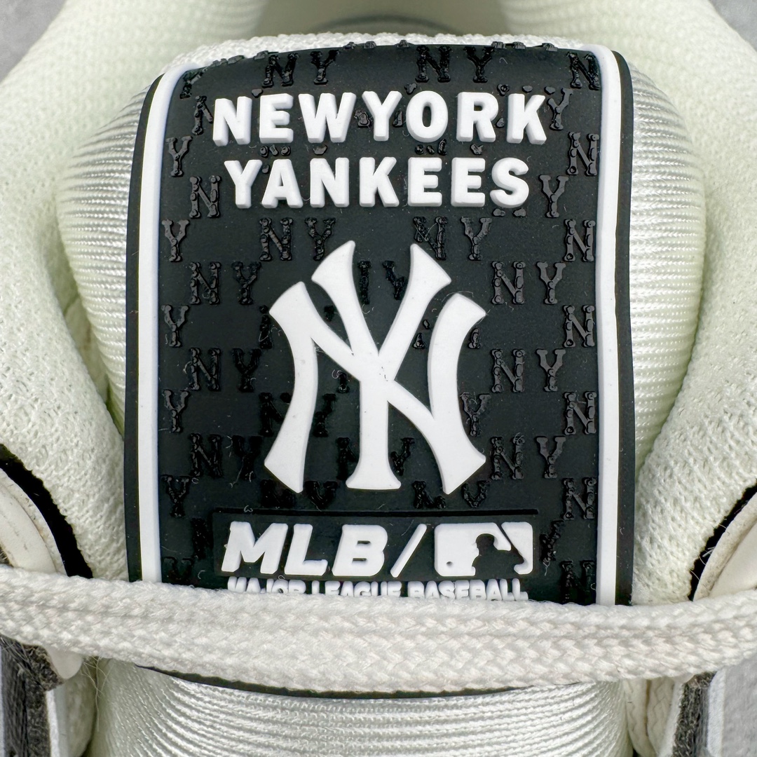  MLB Chunky Liner 纽约洋基队  低筒 厚底 老爹鞋 防滑减震耐磨 板鞋 休闲鞋 男鞋 女鞋 波鞋 米黑 3ASXLM13N-50BKS