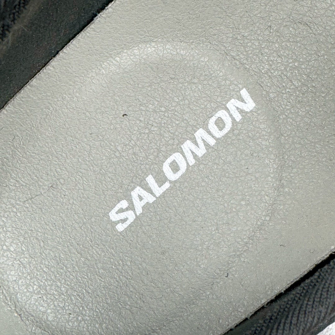 RX MARIE SALOMON  萨洛蒙  低筒 魔术贴 减震防滑 户外休闲鞋 涉水 一脚蹬   女款 黑色 L47363200