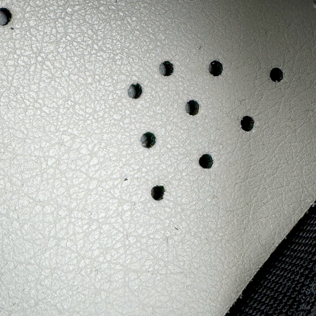 RX MARIE SALOMON  萨洛蒙  低筒 魔术贴 减震防滑 户外休闲鞋 涉水 一脚蹬   女款 黑色 L47363200