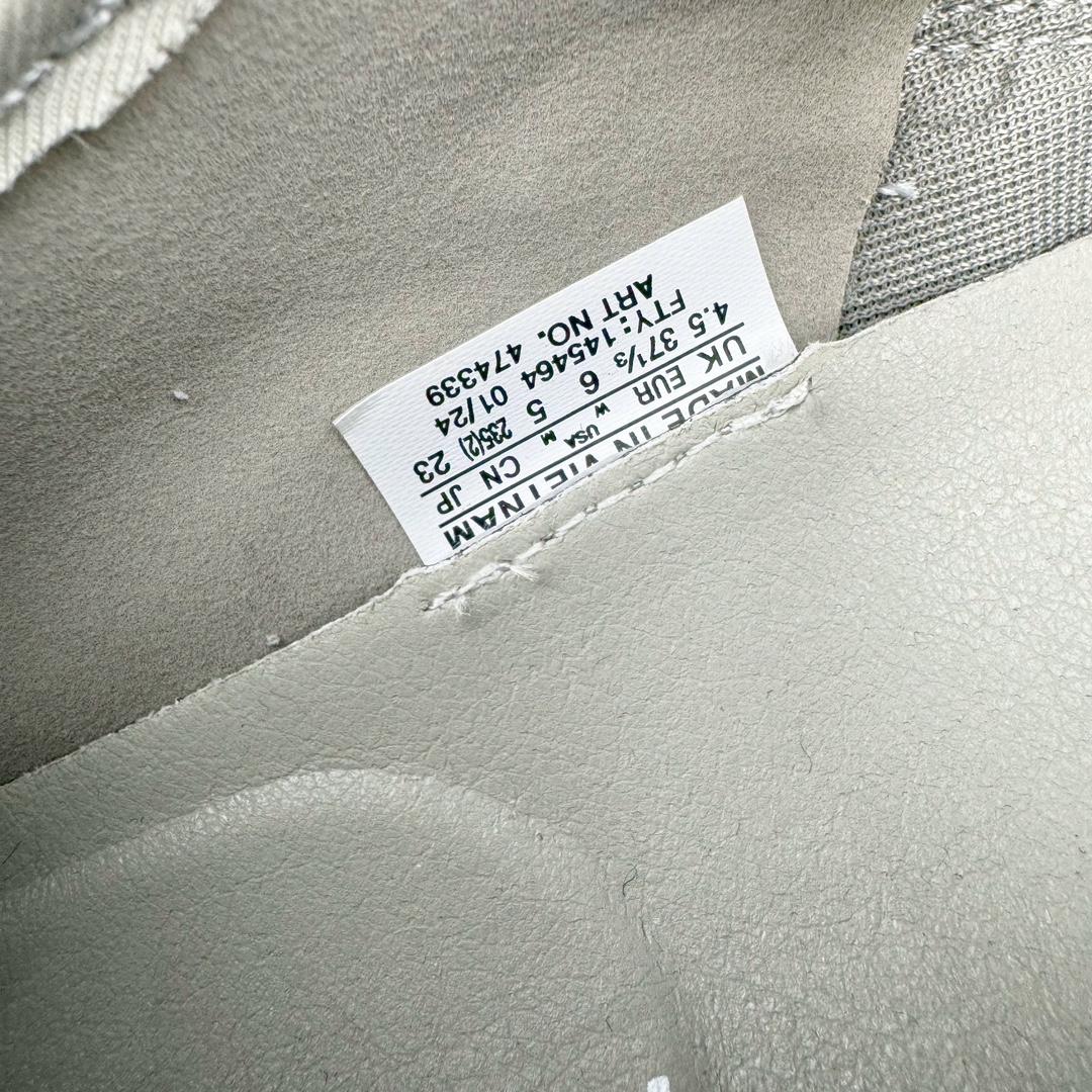  RX MARIE SALOMON  萨洛蒙  低筒 魔术贴 减震防滑 户外休闲鞋 涉水 一脚蹬   女款 灰色 L47433900