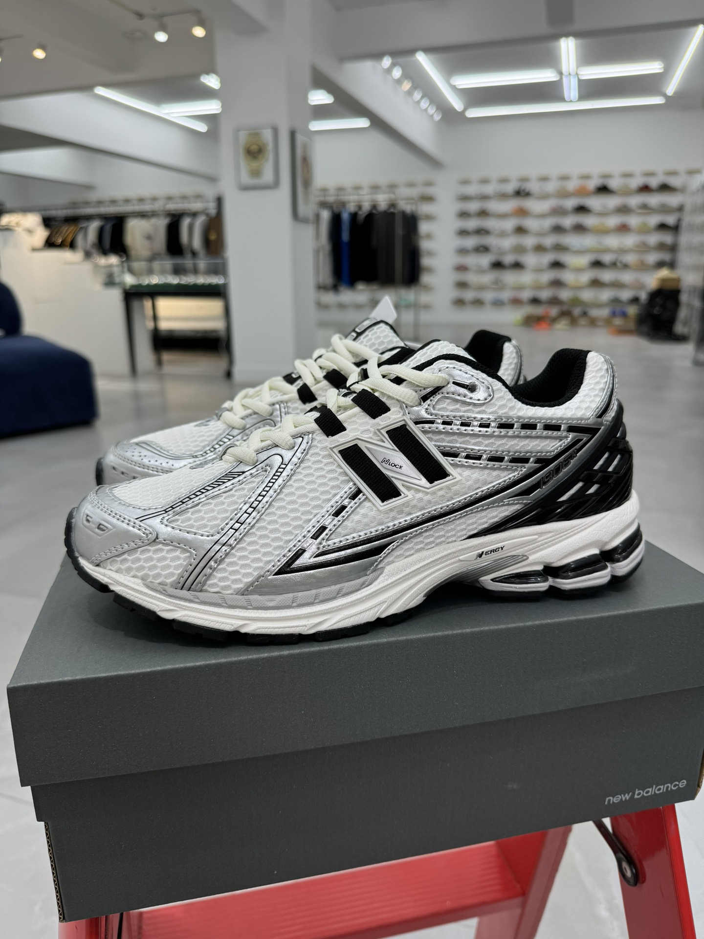  新版  New Balance NB 1906R 低筒 复古跑鞋 耐磨透气 休闲鞋 运动鞋 男鞋 女鞋 C银黑色 1906RER